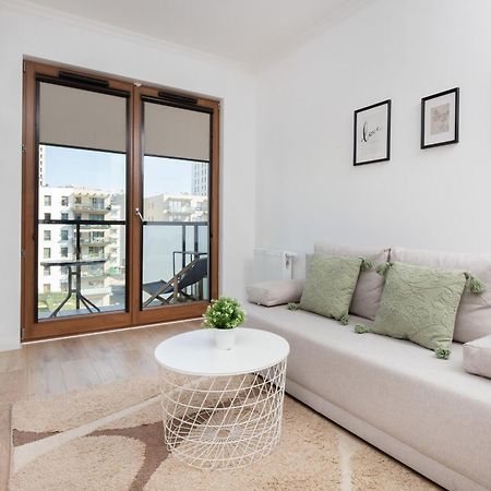 Starowiejska Apartment With Balcony Next To Arena Gdansk Stadium By Noclegi Renters エクステリア 写真